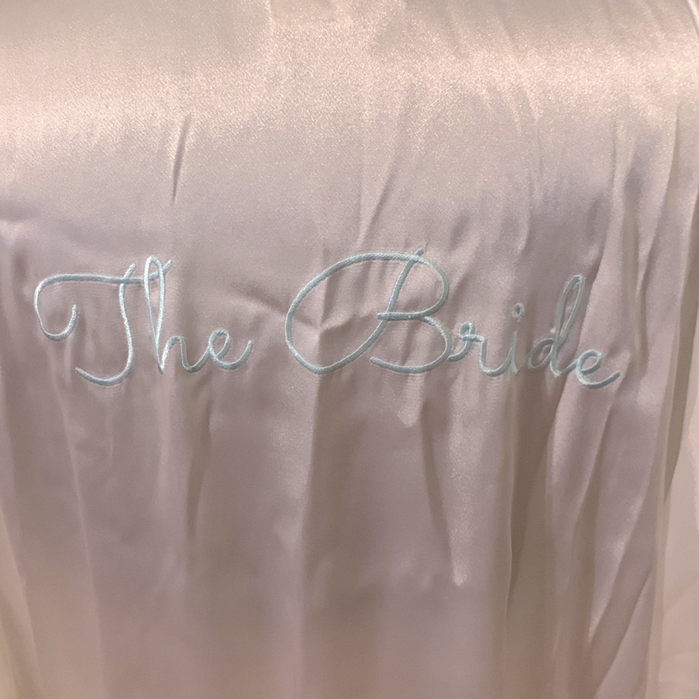 Bride Robe - Picture 7 of 7
